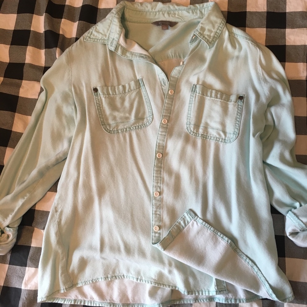Rubbish button down